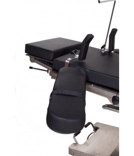 Стіл операційний ЕТ300 (універсальний, електричний, рентген-прозорий)